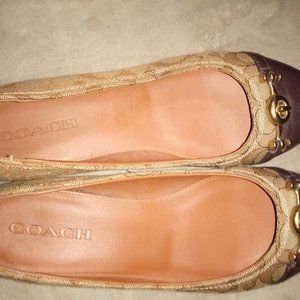 Coach flats